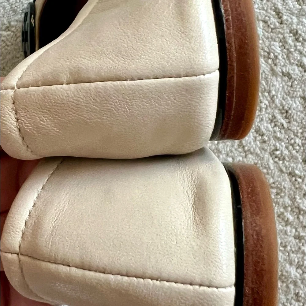 Tory Burch Two-Tone Leather Logo Minnie Ballet Flats in Cream and Black size 8